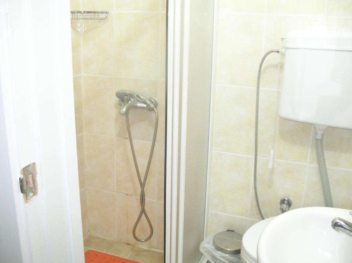 Turko Apartments Istanbul Rum bild